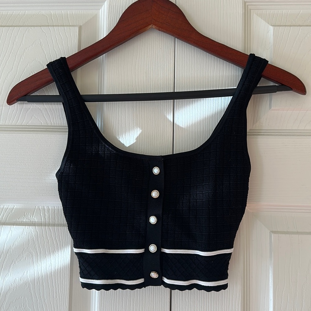 Aritzia sculpt knit crop top